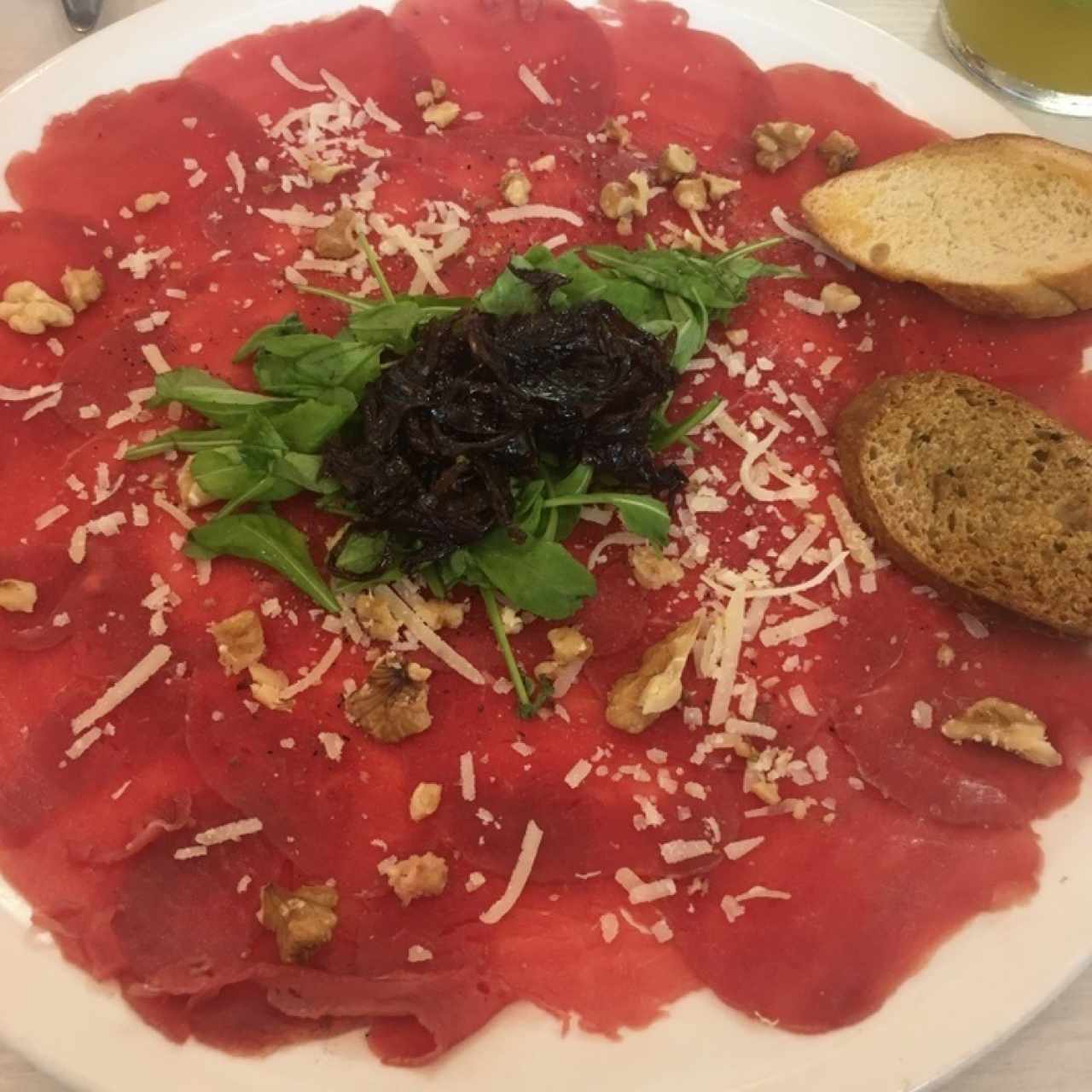 Carpaccio de res