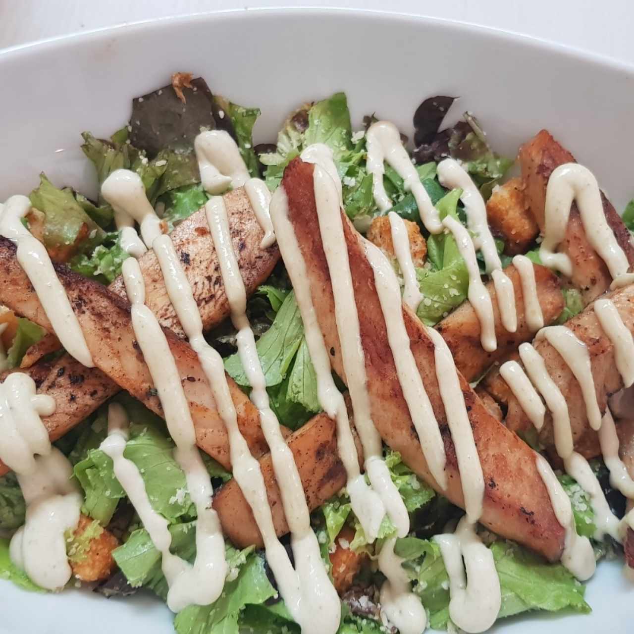 Ensalada César con Pollo