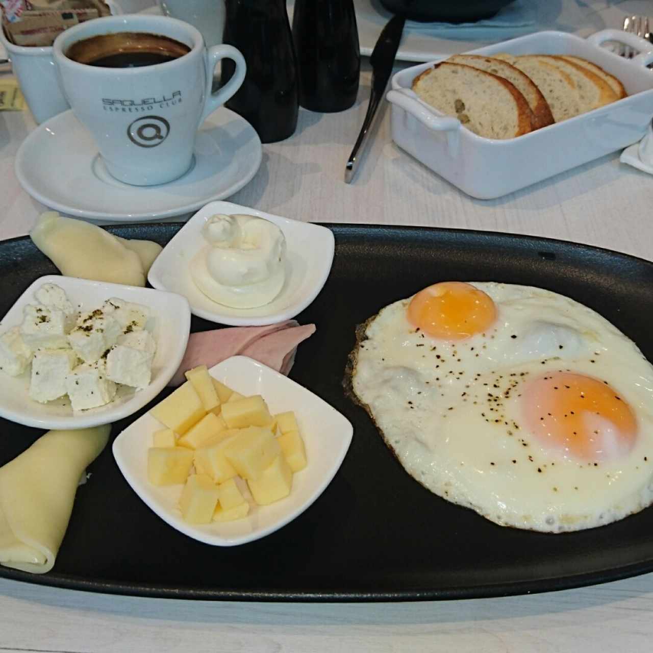 Desayuno mediterráneo 