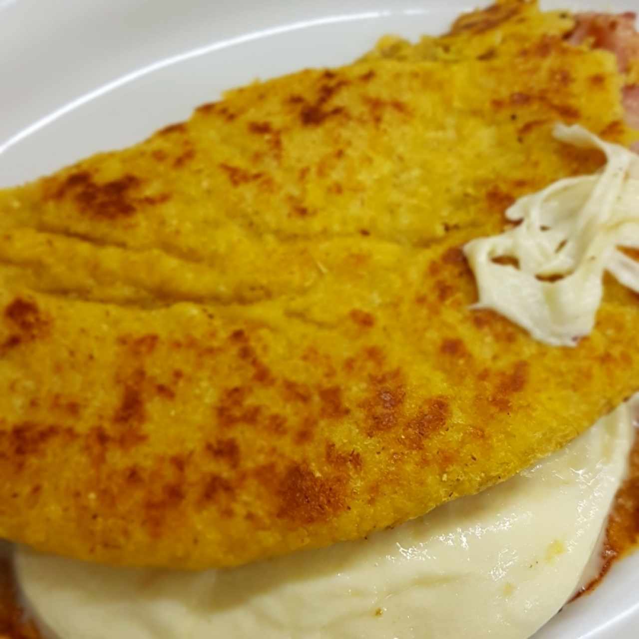 Cachapa de queso y jamón