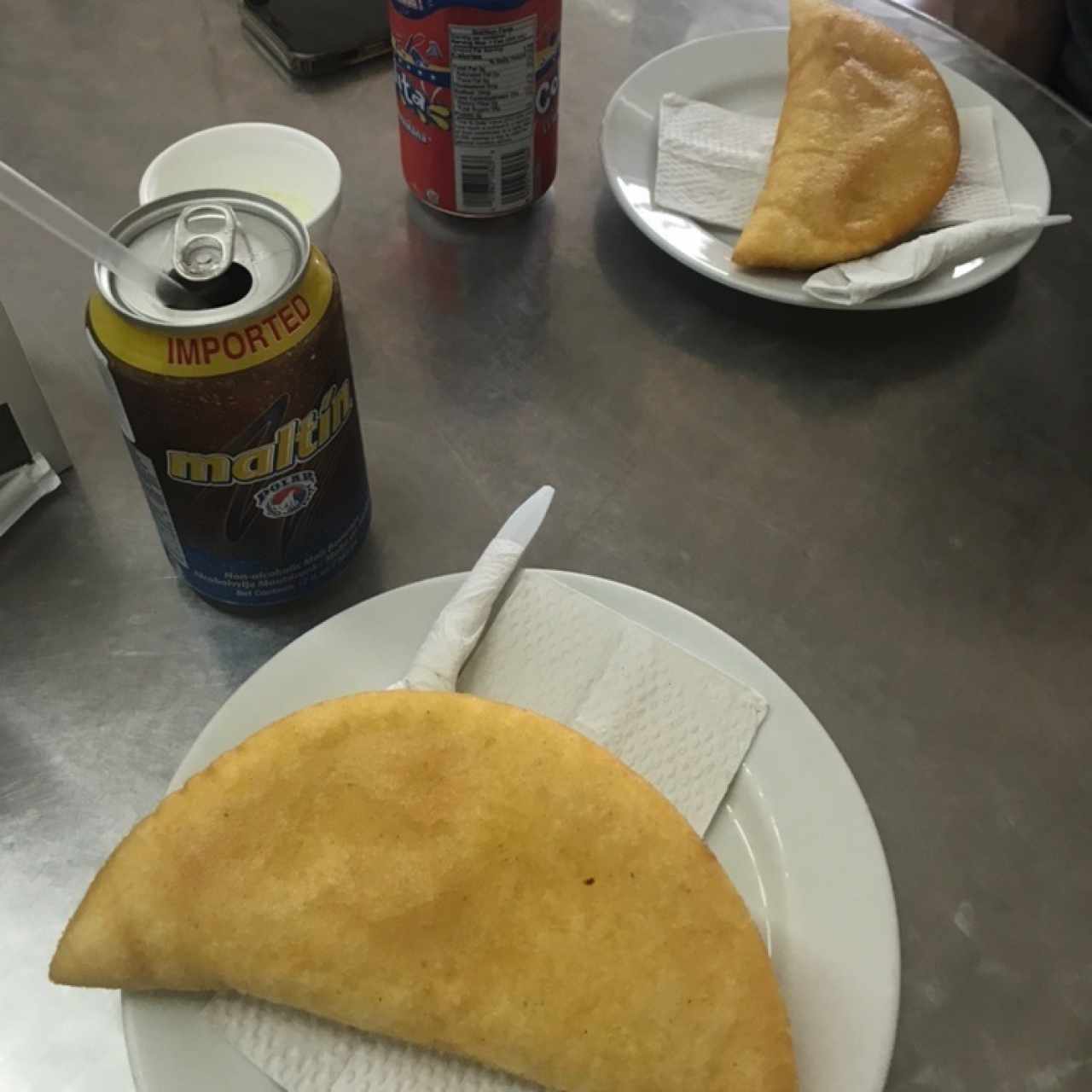 Empanadas, Maltín y Frescolita