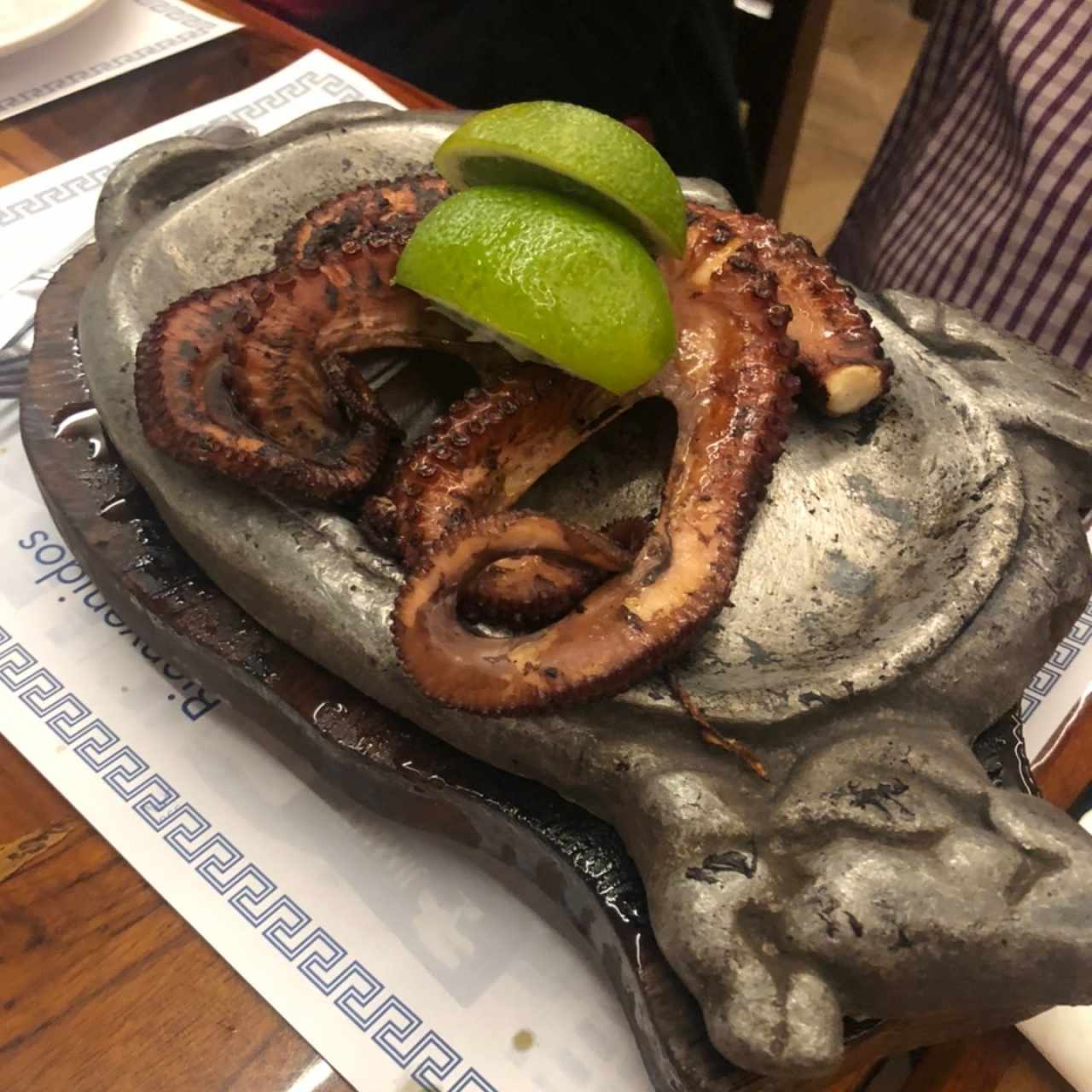 Pulpo al Carbón, al Ajillo, al Vino