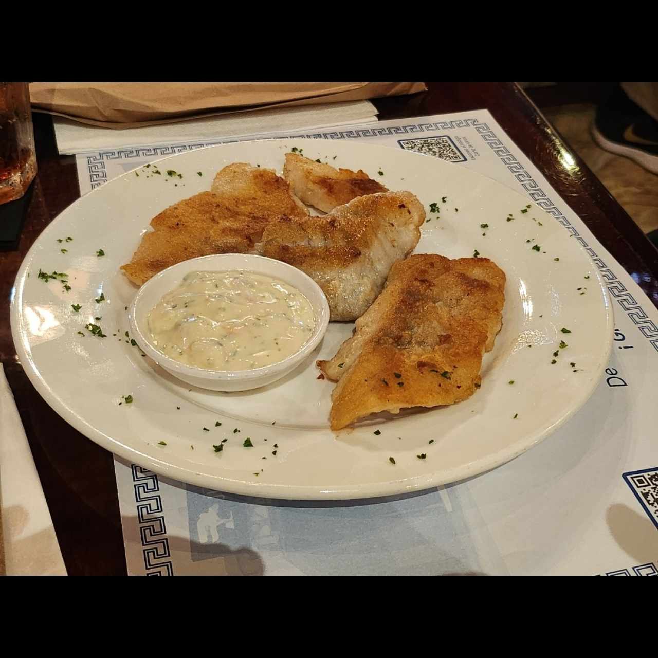Filete de Corvina a la Parrilla con salsa tartara