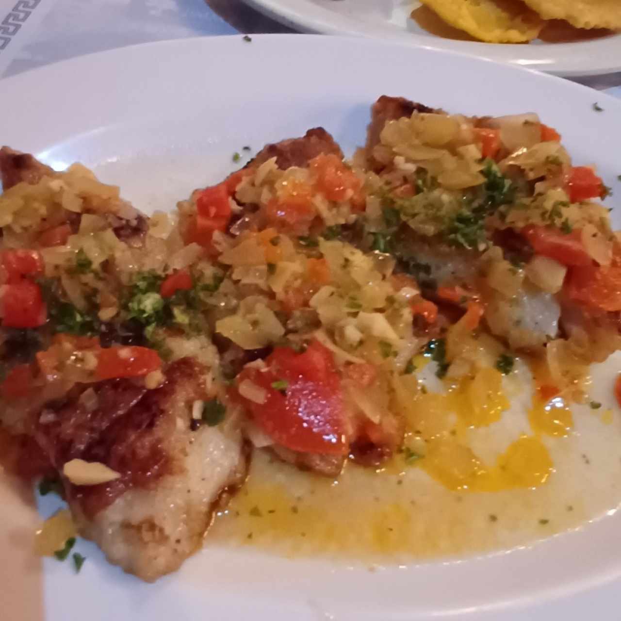 Filete de Corvina al Ajillo