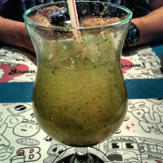 Limonada con yerba buena