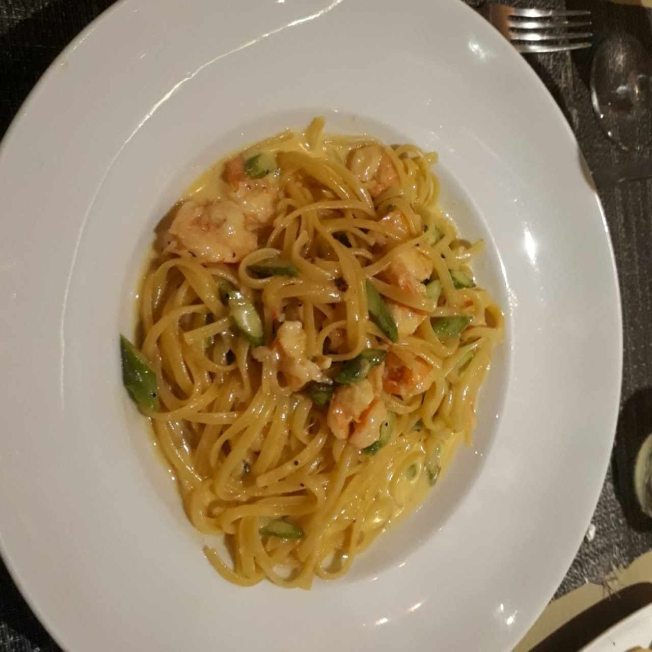 Linguini con gambas