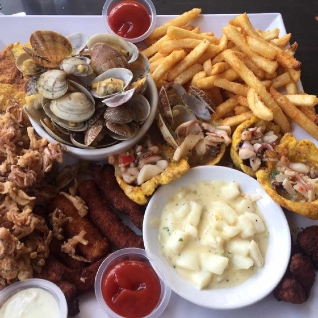 Picada de mariscos