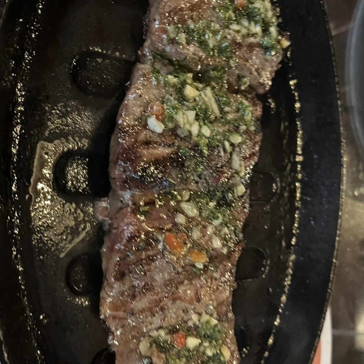 Filete de Res Abierto en Plato Caliente