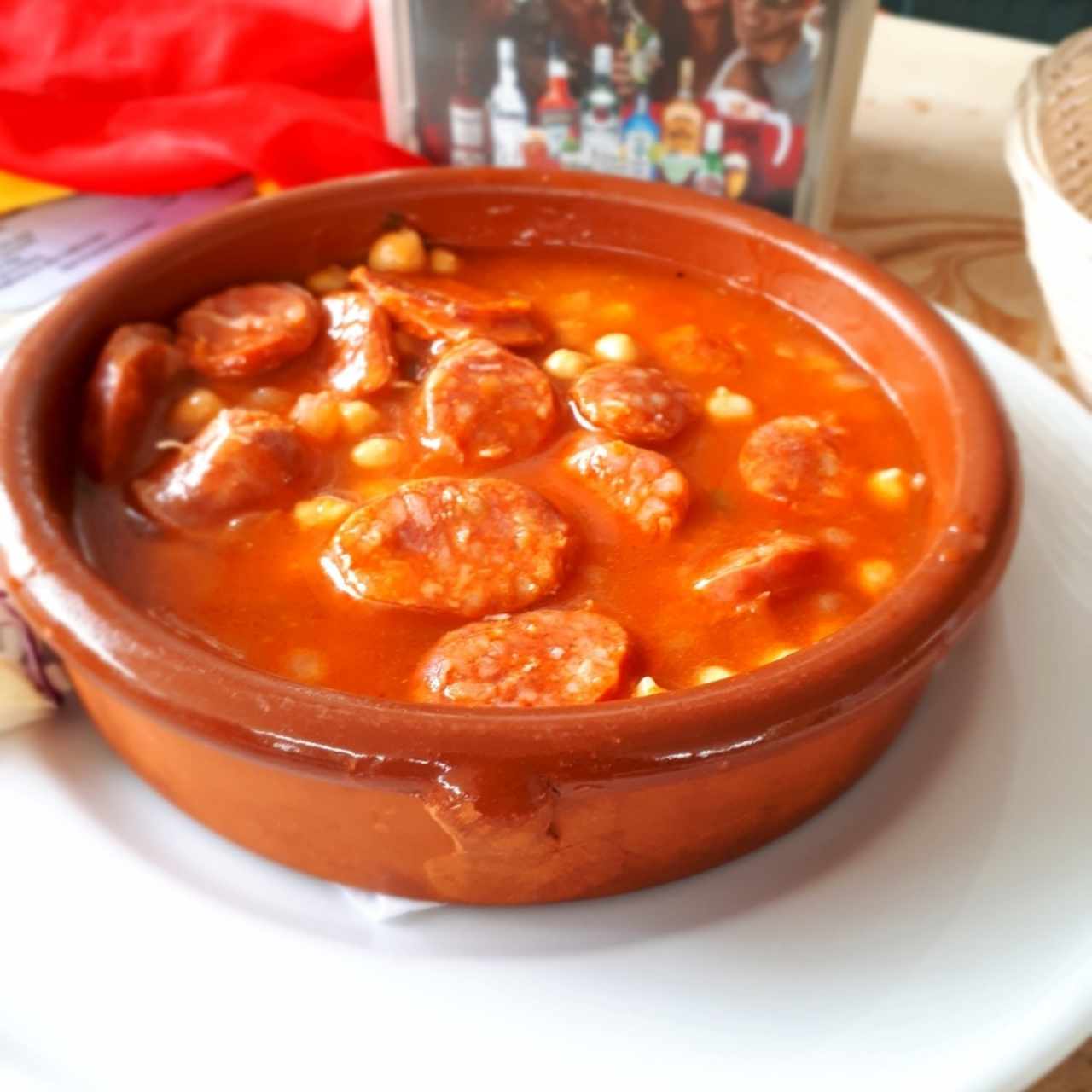 chorizo con Garbanzo