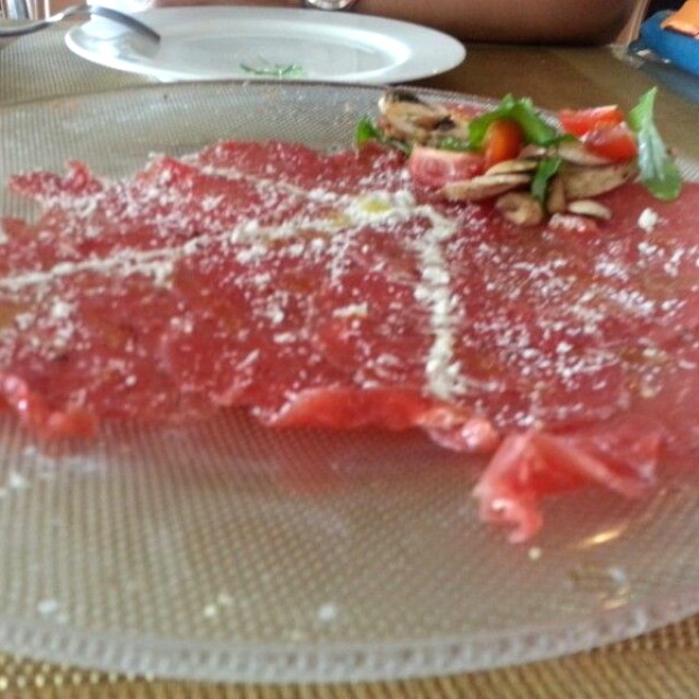 Carpaccio de res