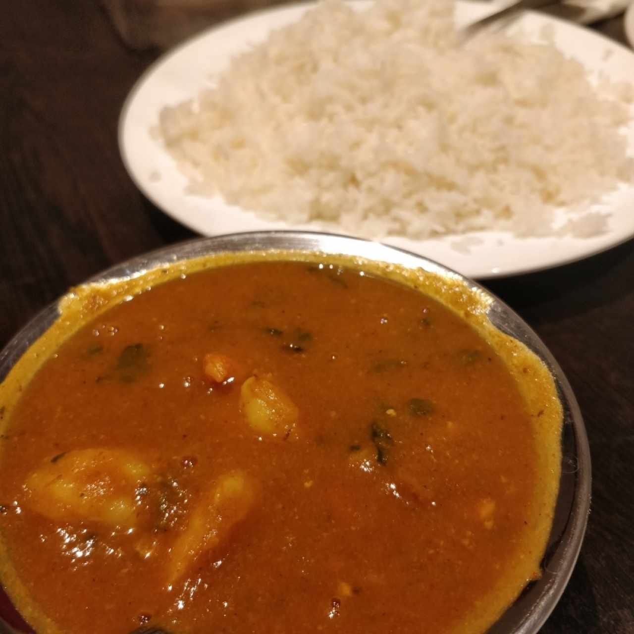 Camarón Curry y Basmati Rice