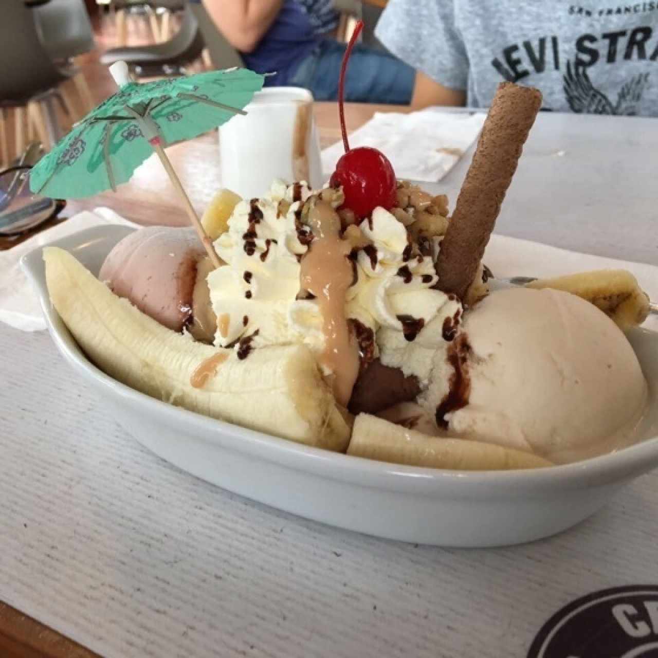 banana split