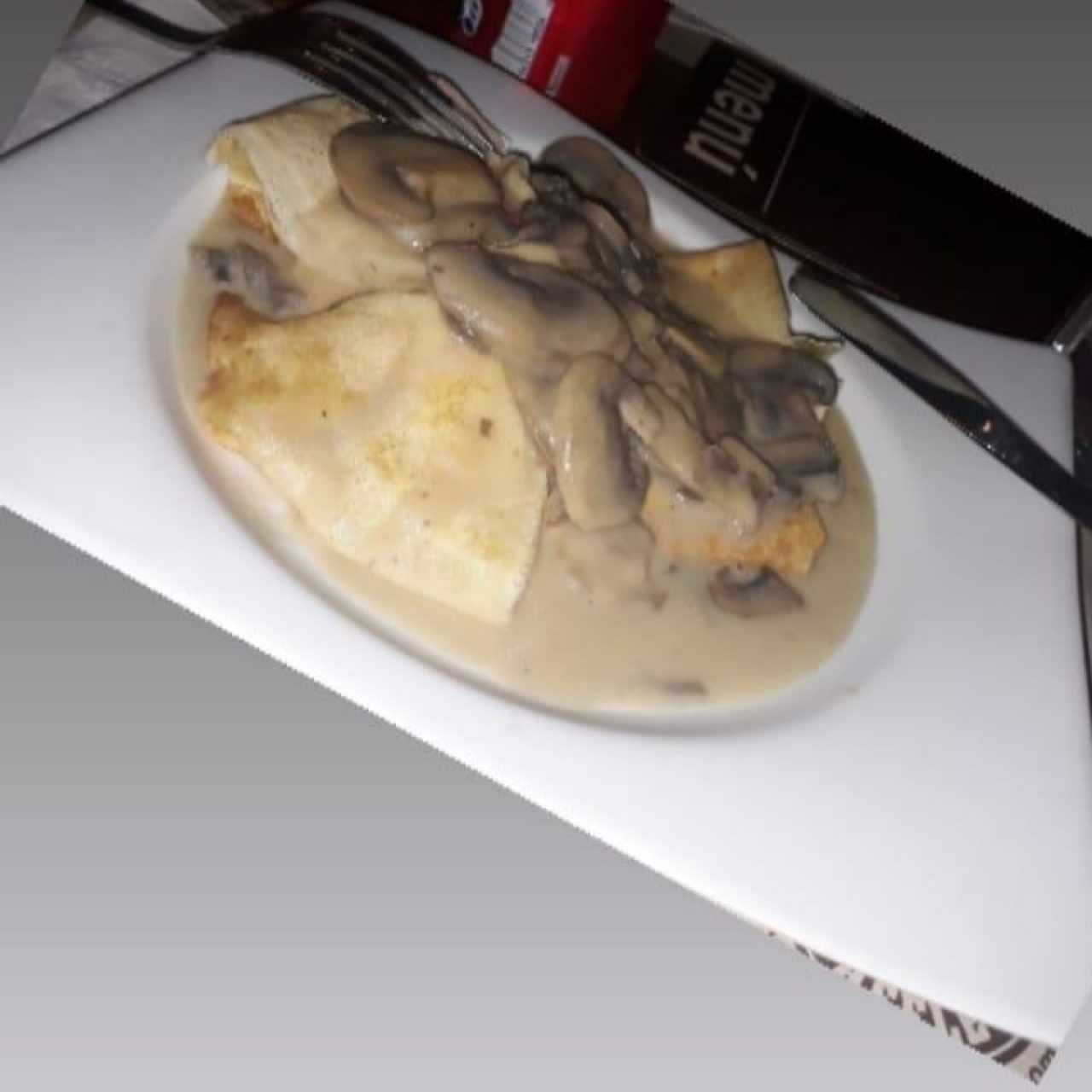 creppes de pollo con champiñones 