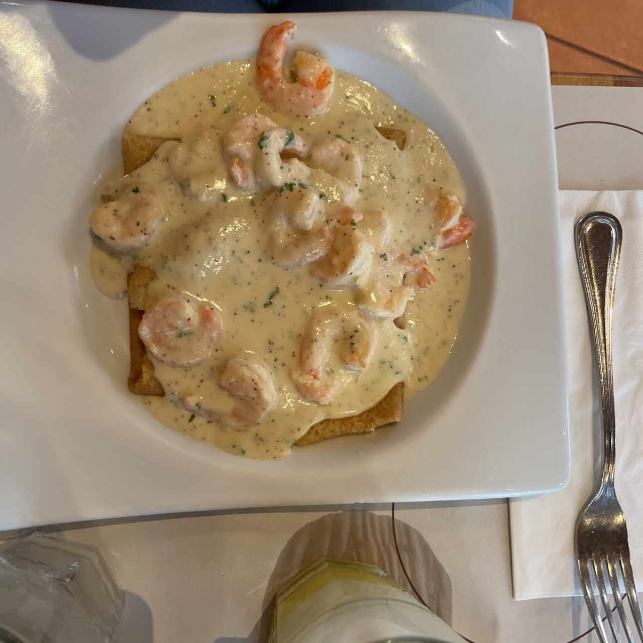 Crepe Camarones al ajillo 