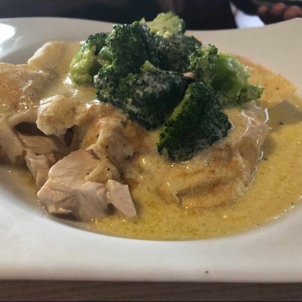 Pollo con Brocoli y Queso