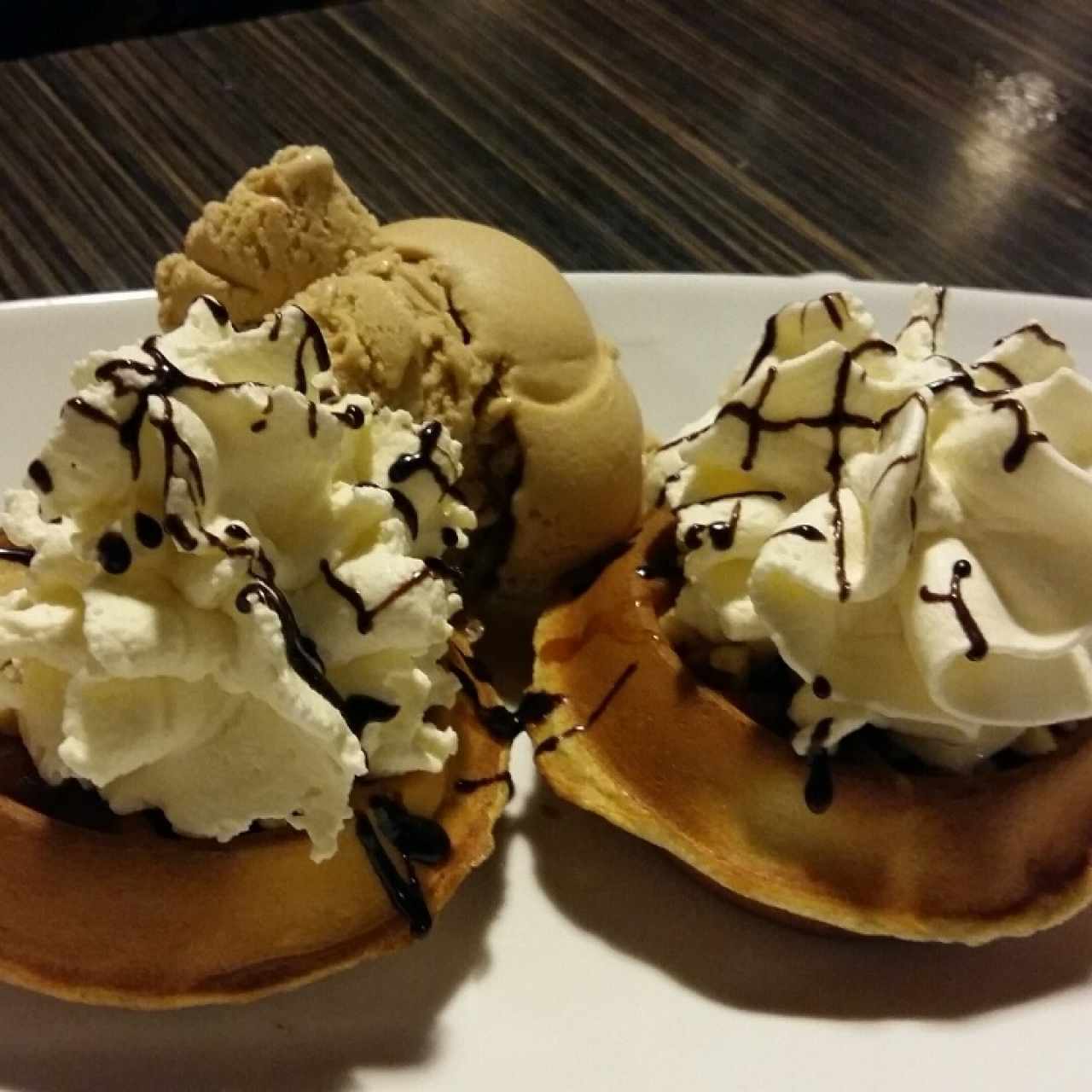 Mini Waffles - Coffe Caramel