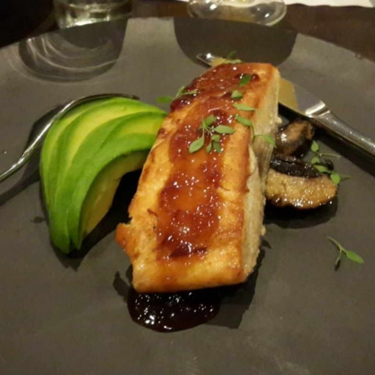 salmón teriyaki