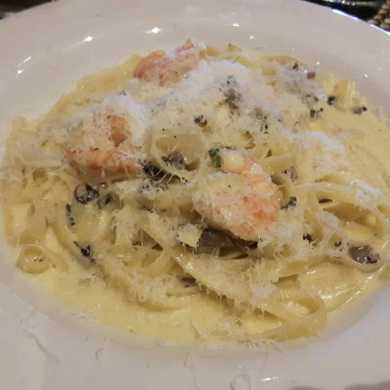 Pastas - Fettuccine con camarones