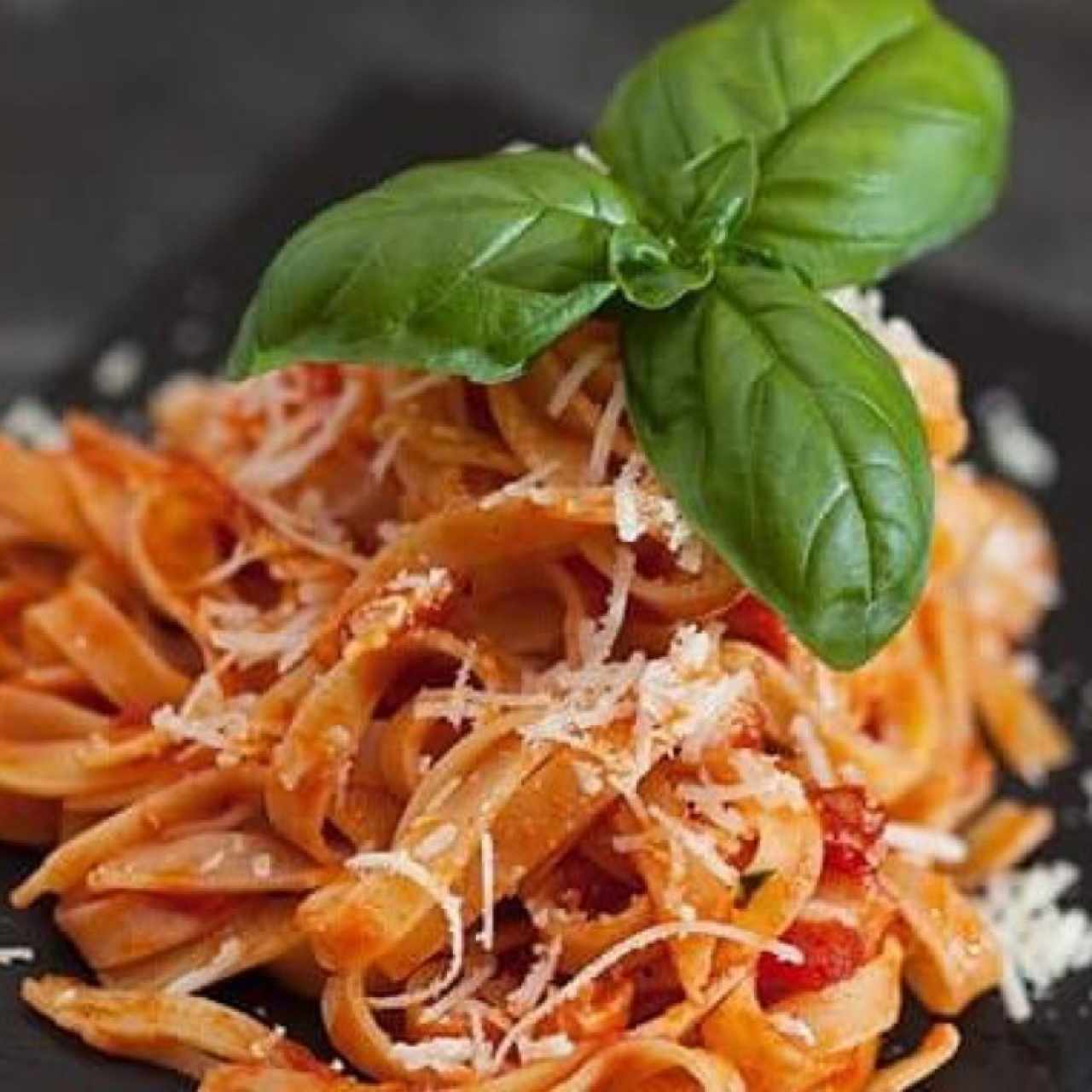 Tagliatelle Pomodoro @ Grillo