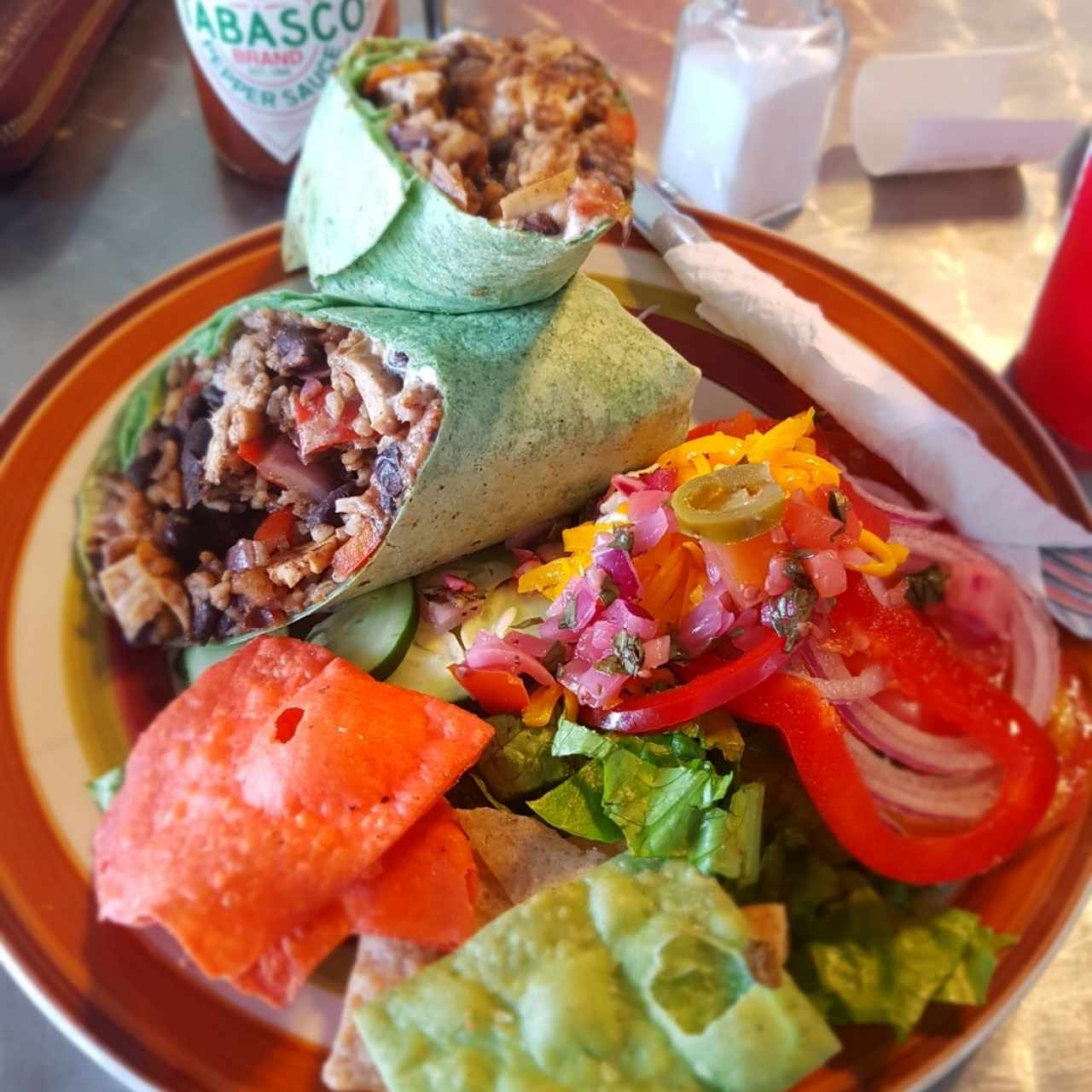 Burrito de Pollo con wrap de espinaca