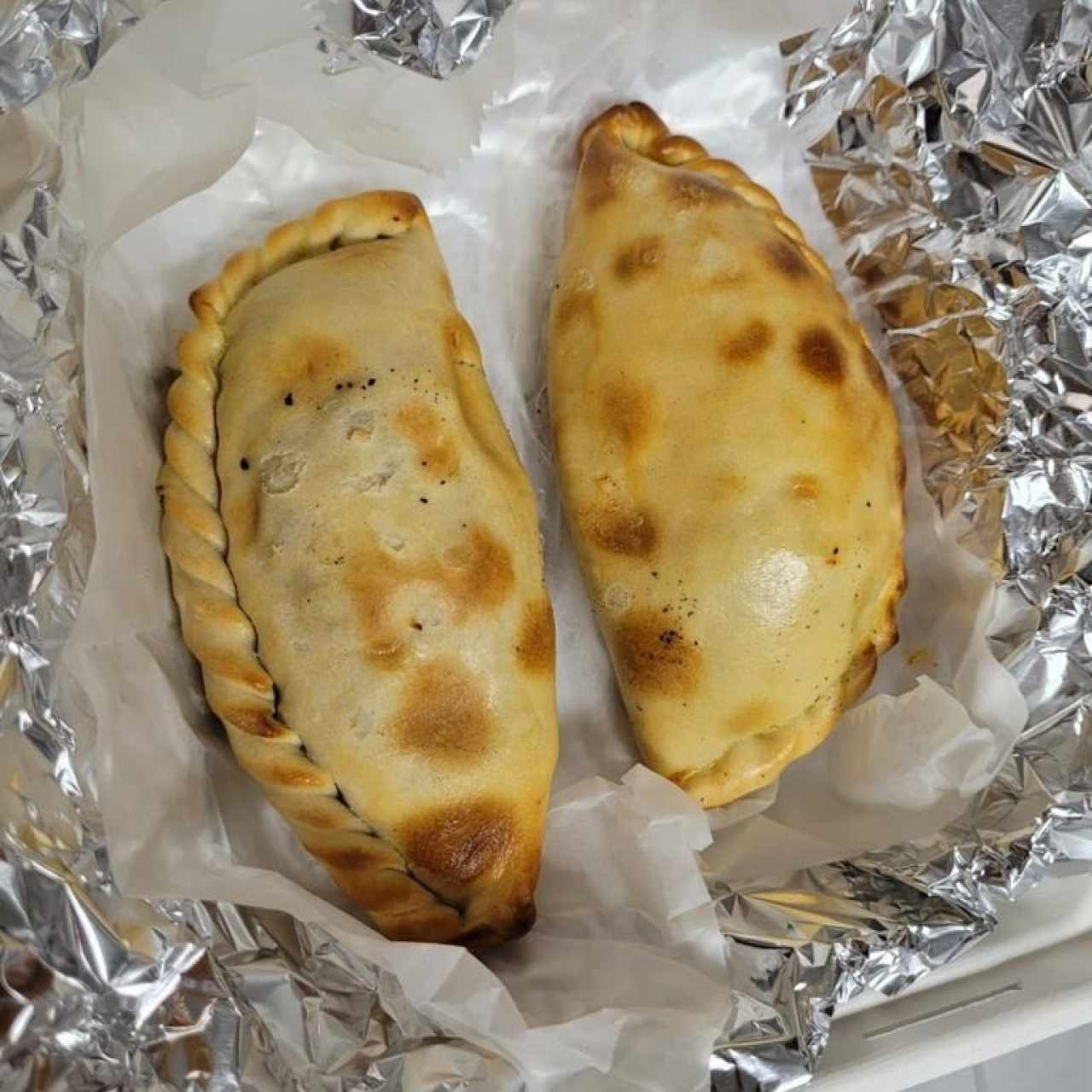 EMPANADAS ARGENTINAS HORNEADAS (Filete de Res)