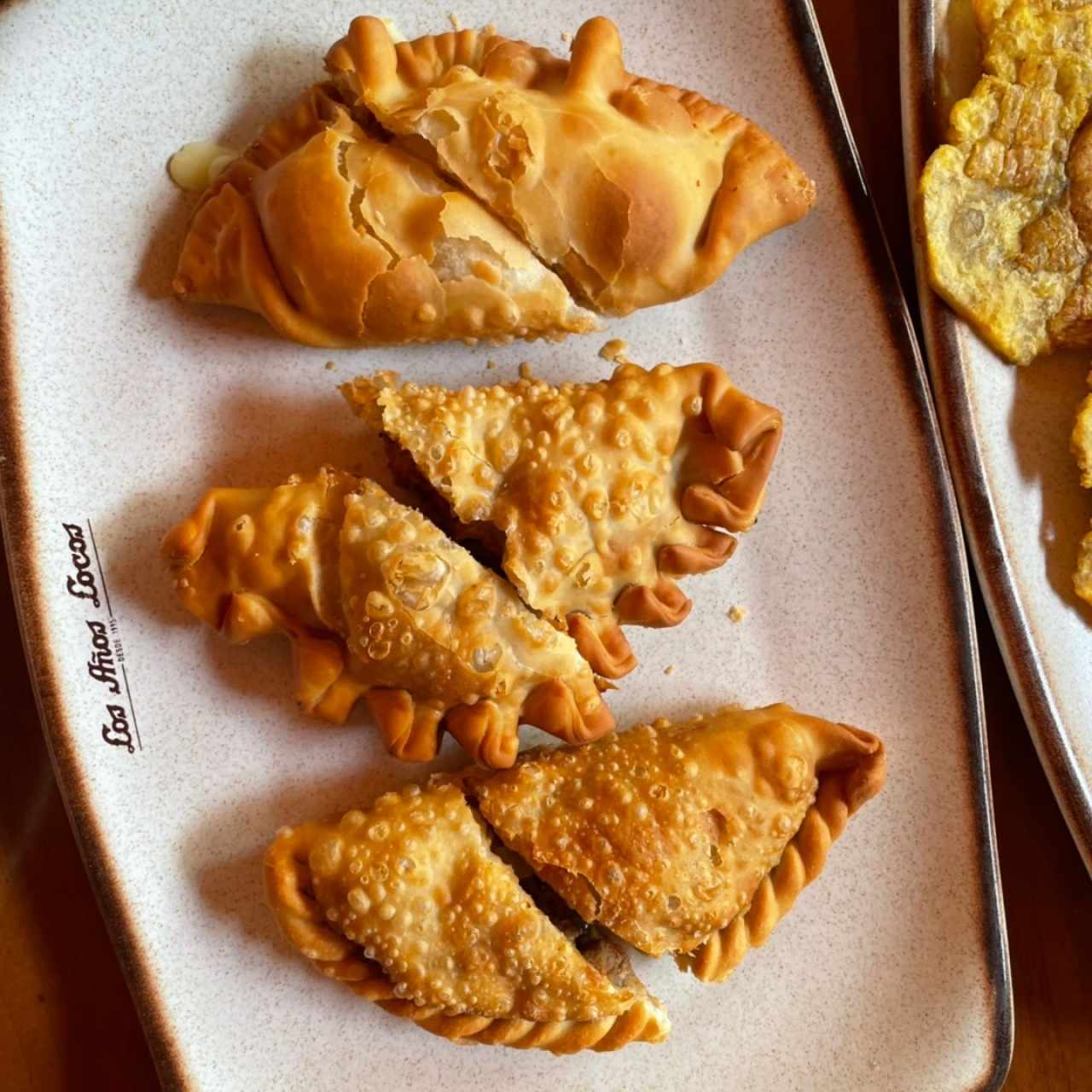 Empanadas Argentinas Fritas o al Horno