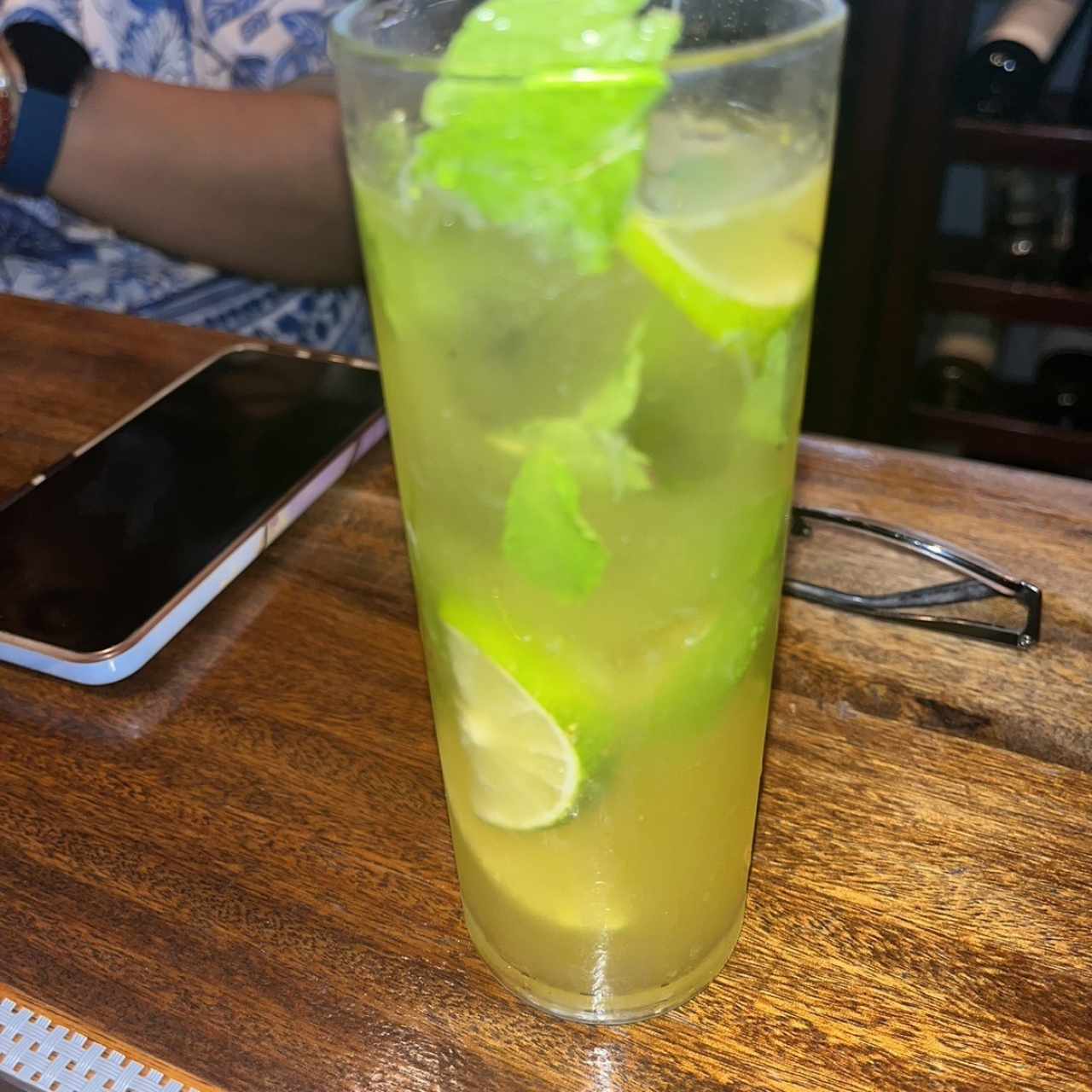 Coctel mojito de maracuyá 