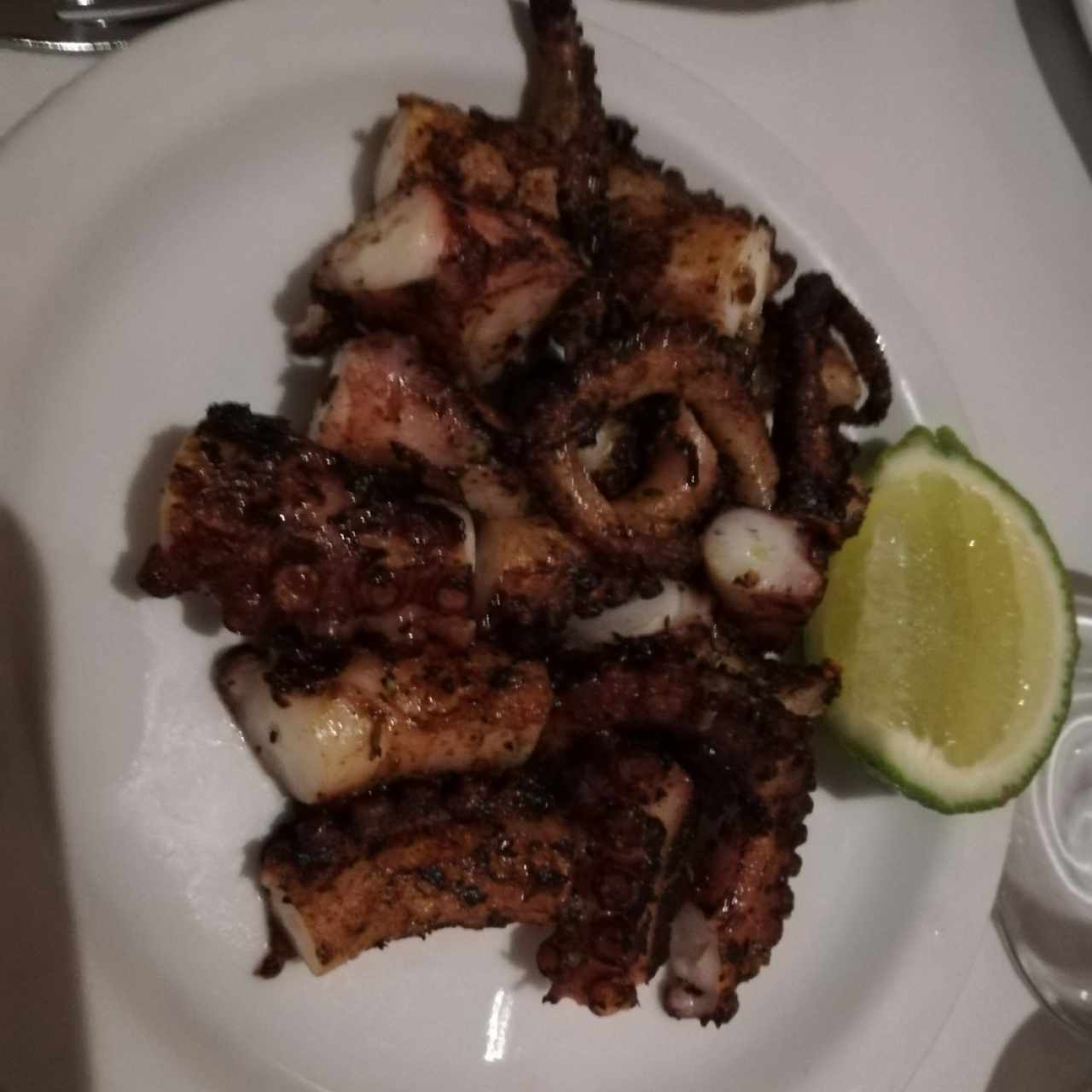 ENTRADAS CALIENTES - Pulpo al carbón