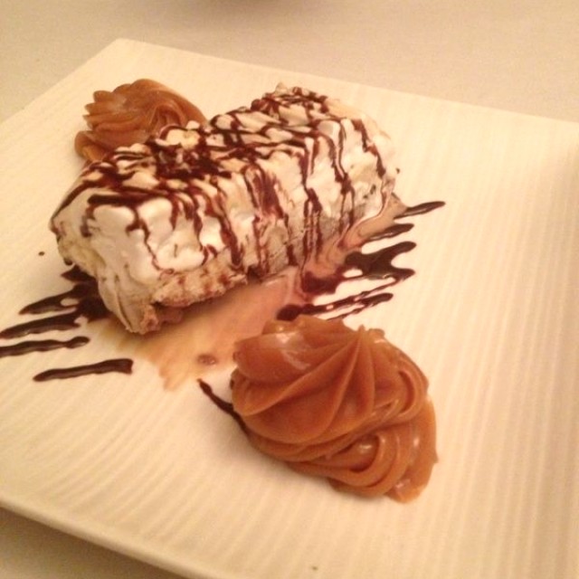 Tarta helada con dulce de leche