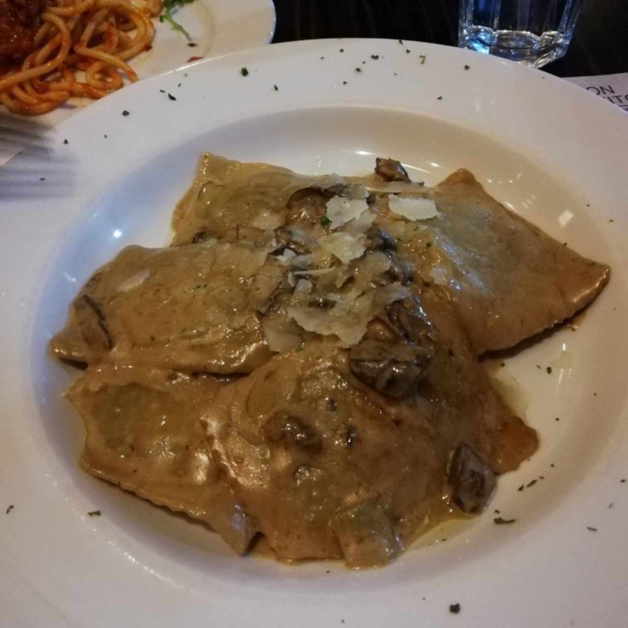 ravioli de espinaca con queso crema