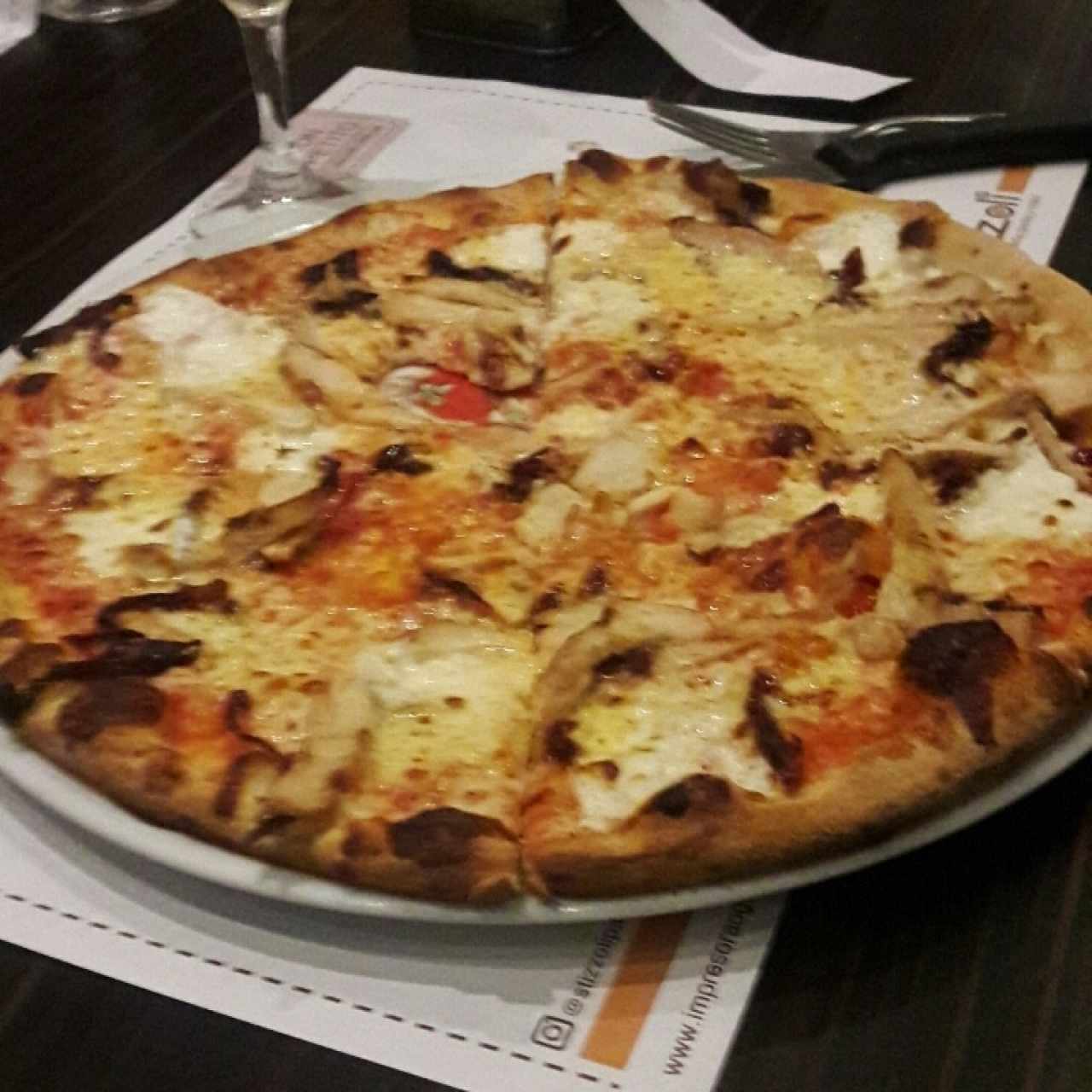 Pizzas blancas - Quattro formaggi