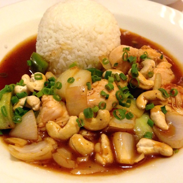 Cashew Chicken *