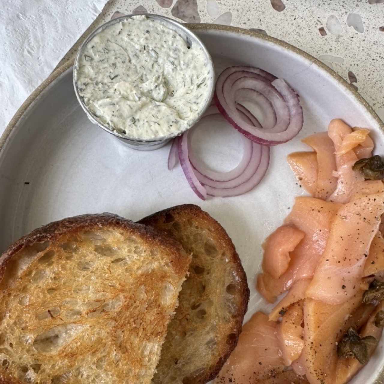 Desayuno - Smoked Salmon Toastie