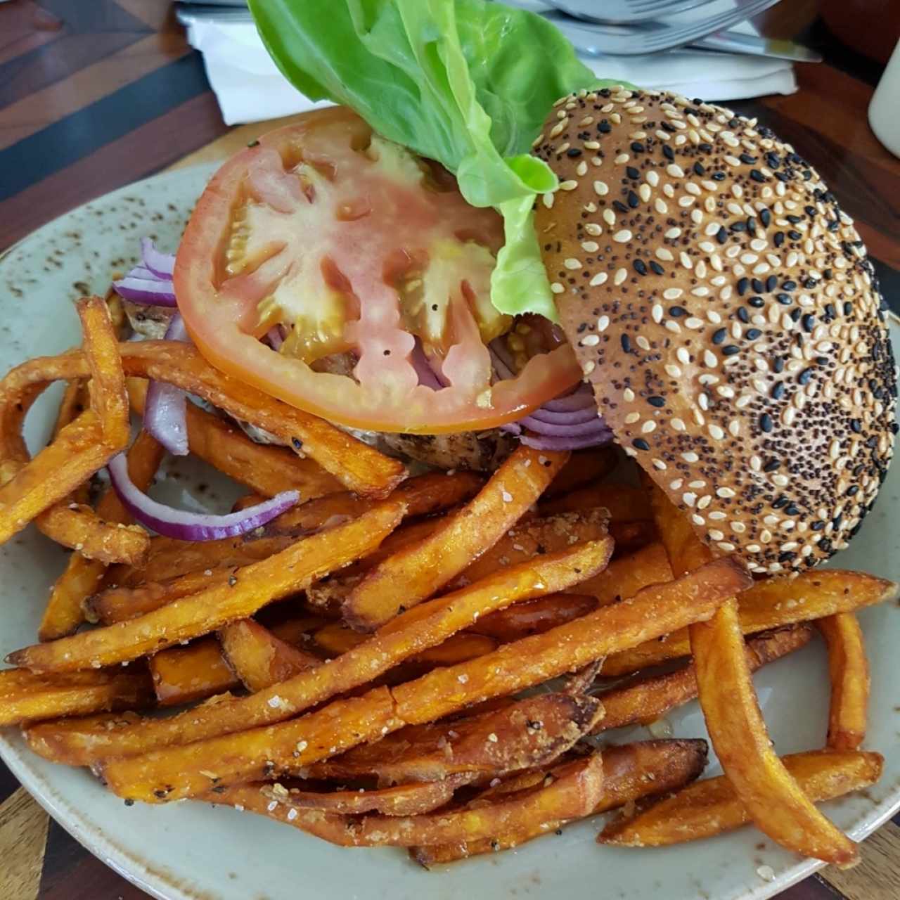 Sándwich de Pollo con hierbas 