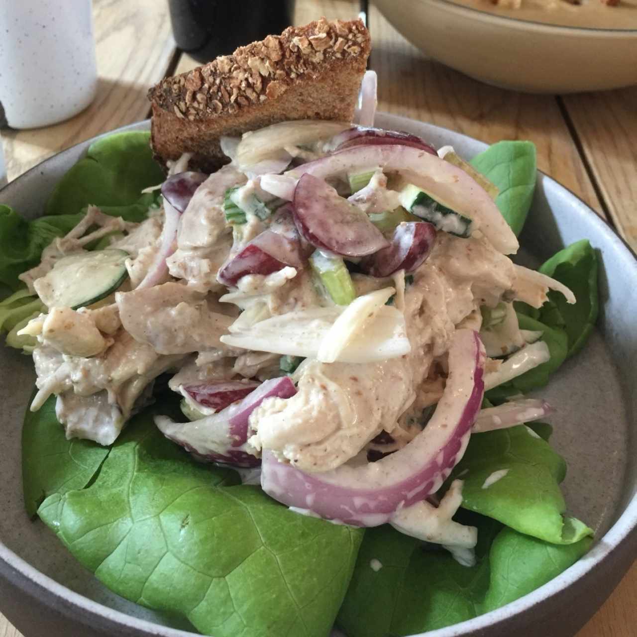 WALNUT CHICKEN SALAD