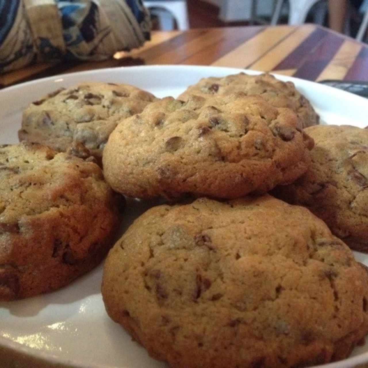 chocolate chip cookies