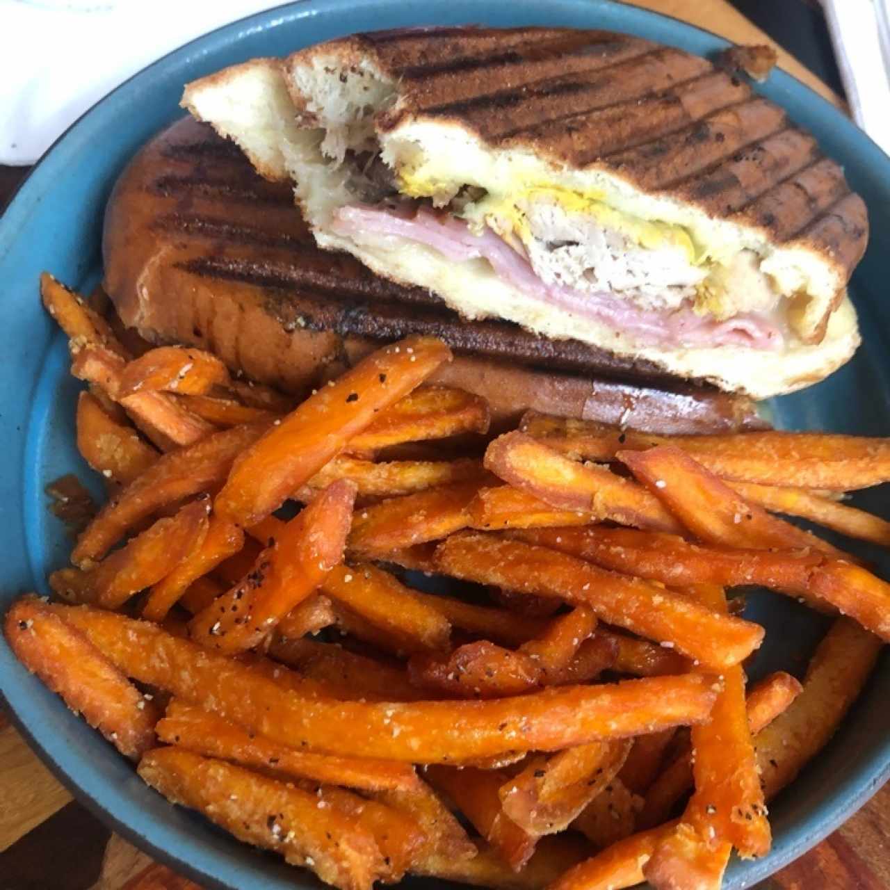 emparedado cubano