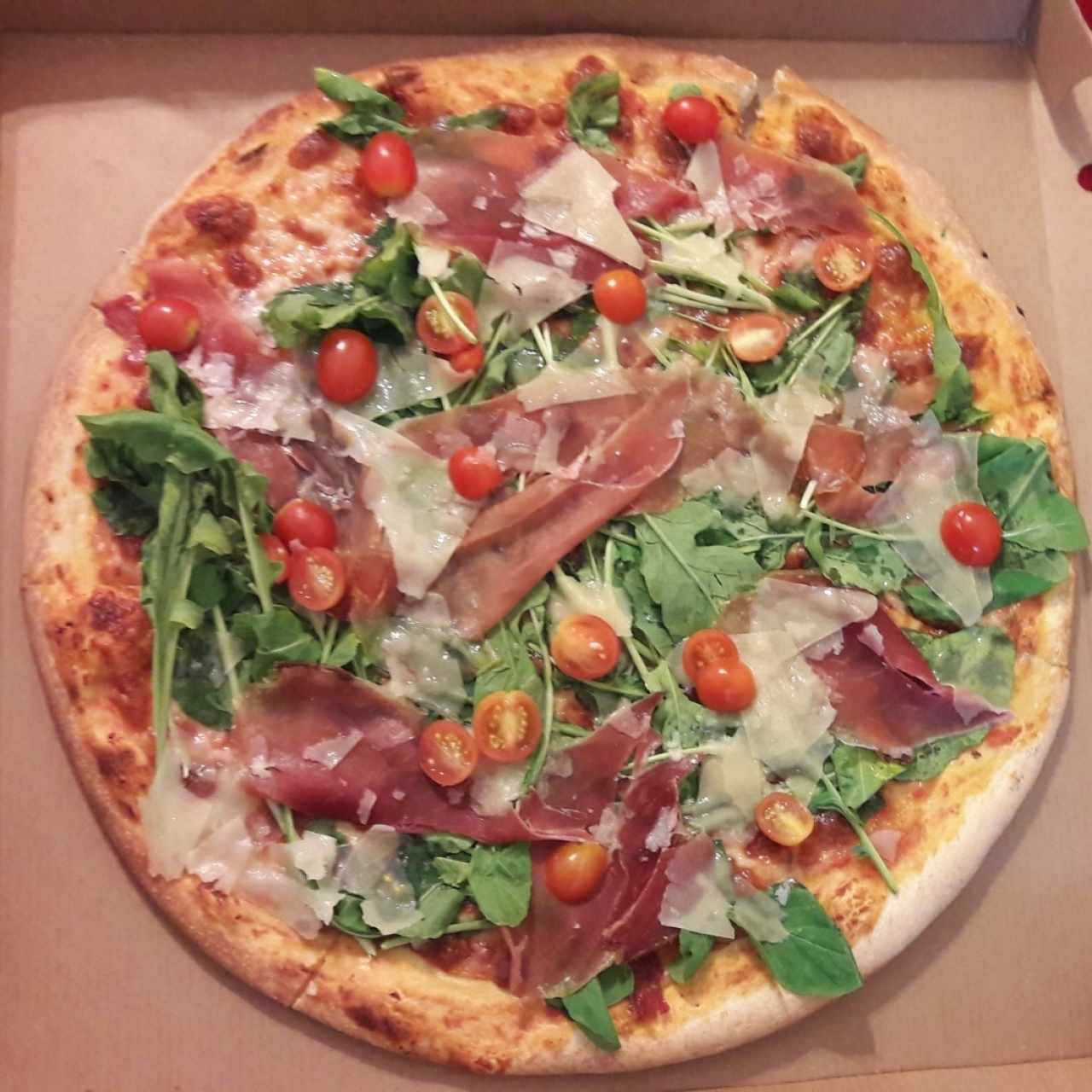 pizza con jamón serrano