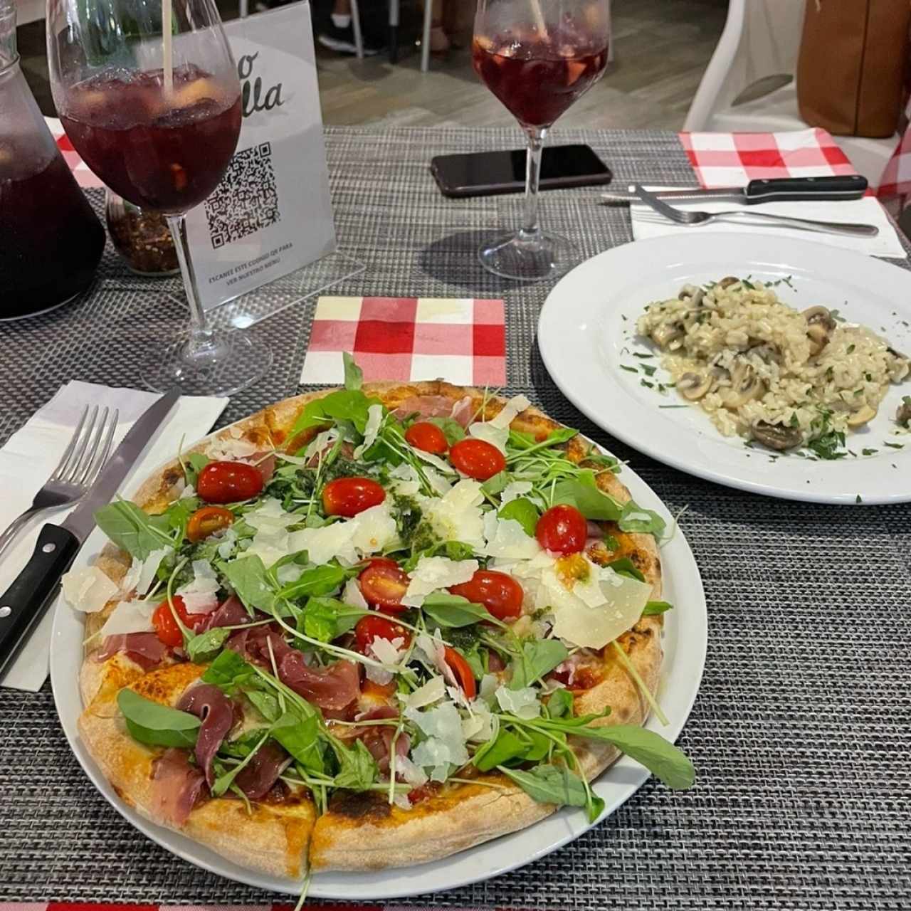 Pizza Premium Rucola Mediana