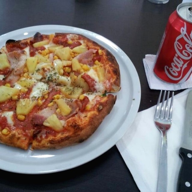 Pizza Gustosa + Piña, personal 