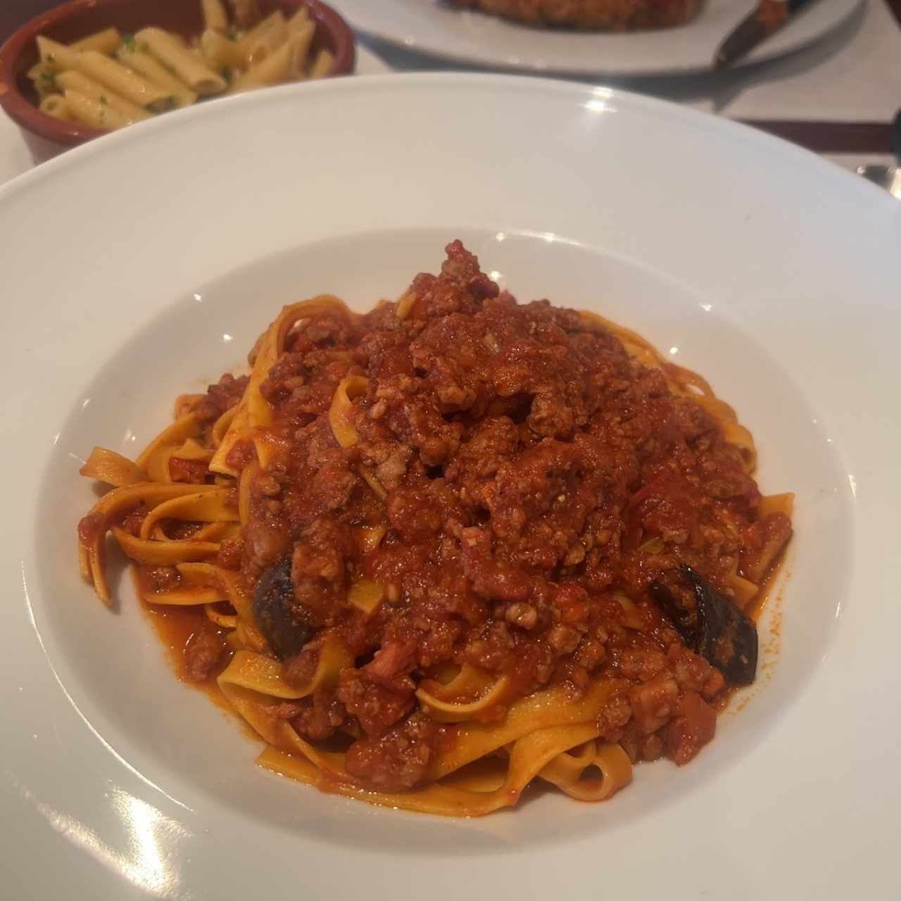 Penne Rigate con Ragú alla Toscana