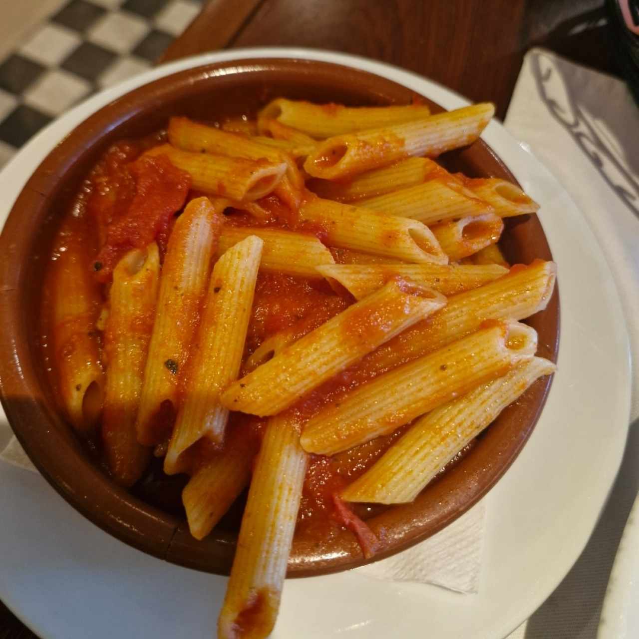 Penne Rigate al Pomodoro o Aglio e Olio