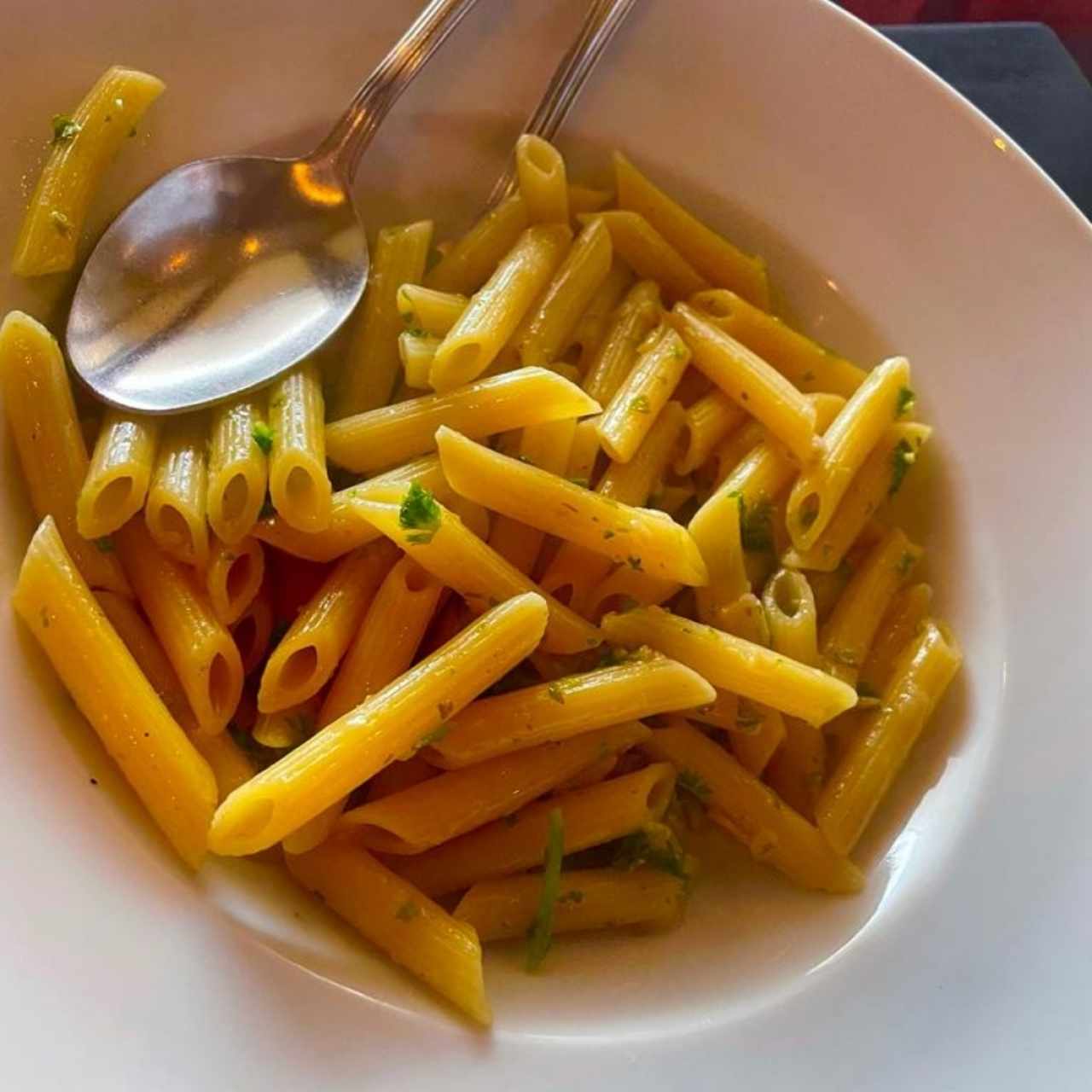 Penne Rigate al Pomodoro o al Alfredo o Aglio e Olio