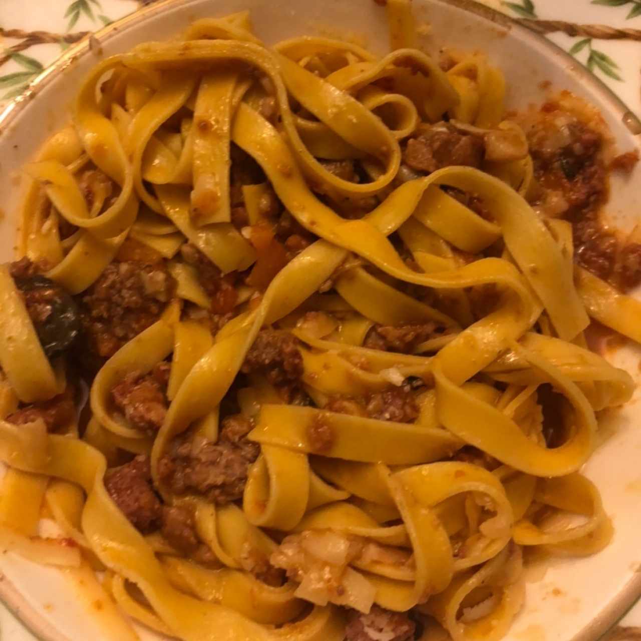 fettucinne con ragú