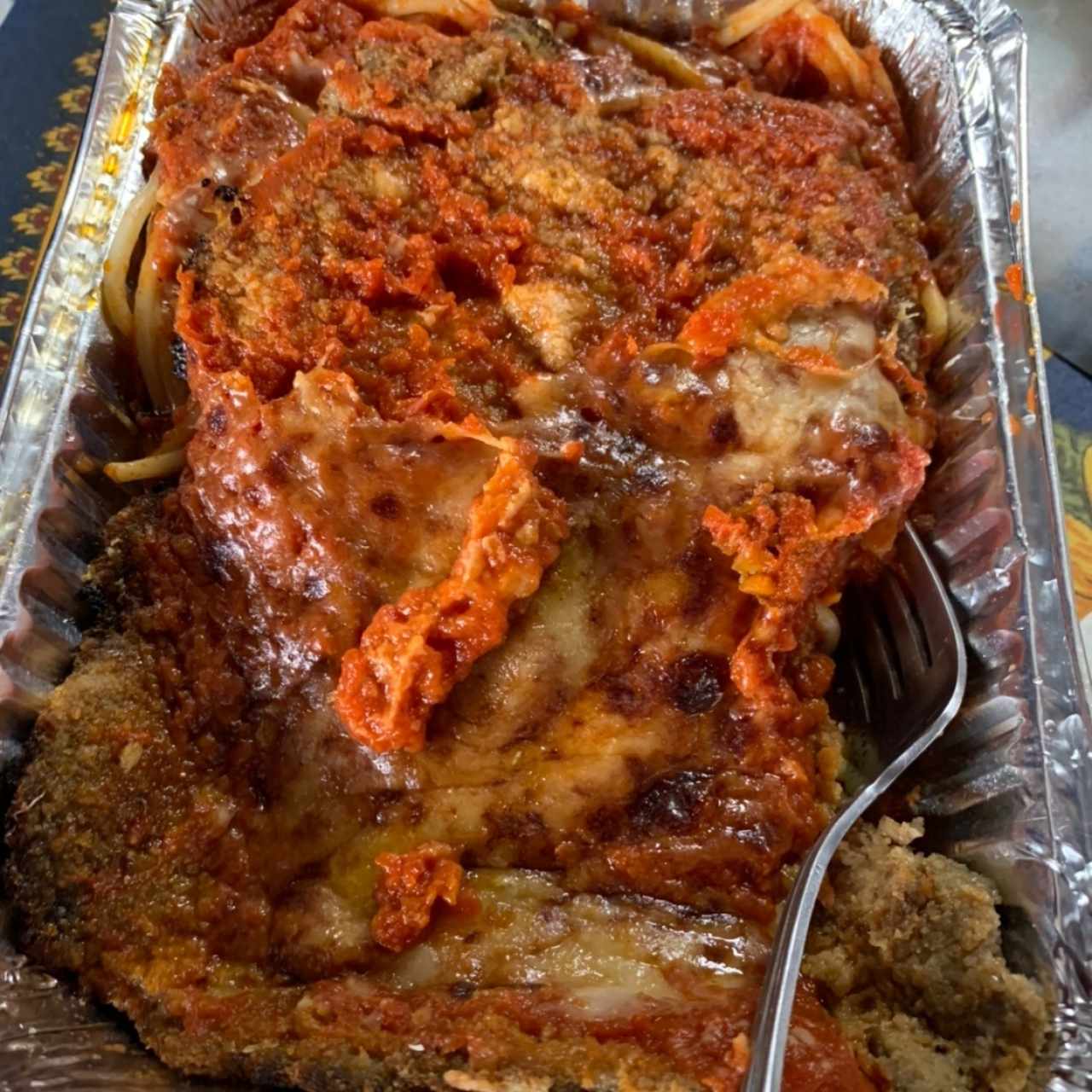 Milanesa de Carne Parmigiana con Spaghetti Salsa Pomodoro