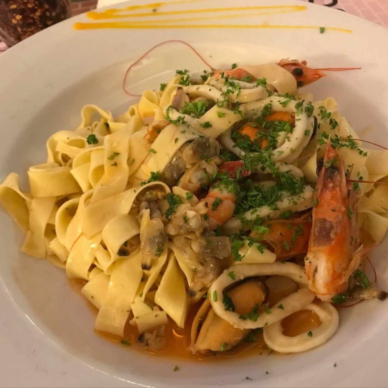 Pasta Scoglio (fetuccini)