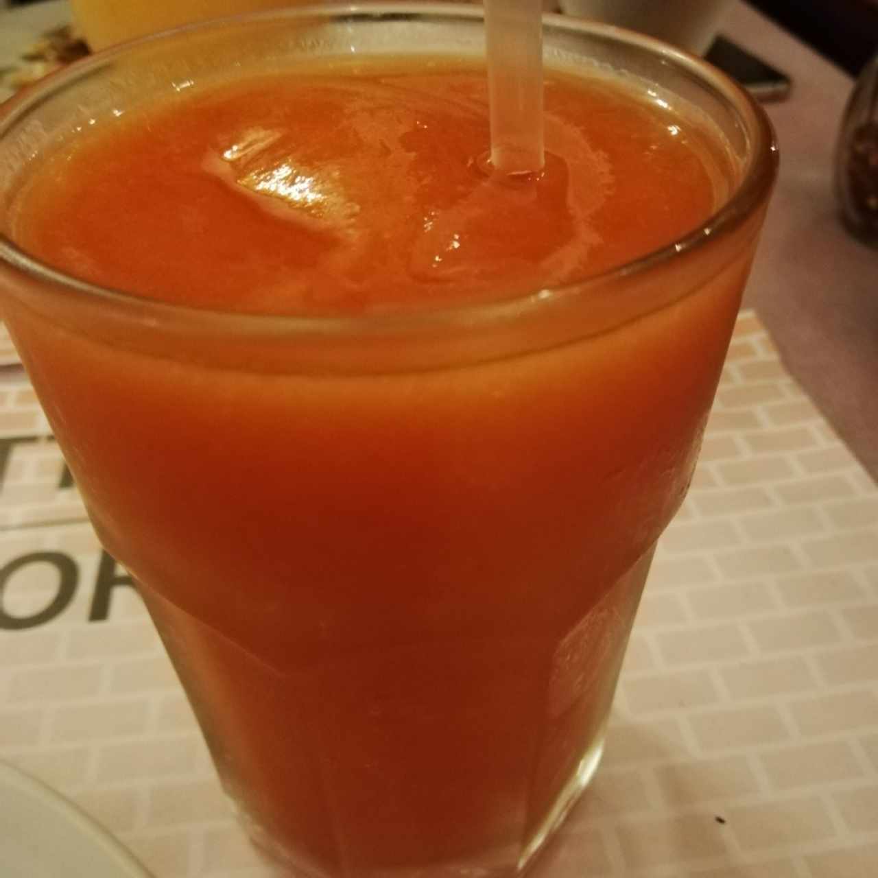 licuado de papaya en agua