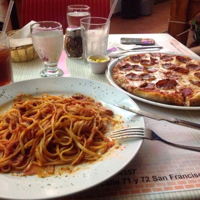 Amatriciana / Pizza peperoni americo