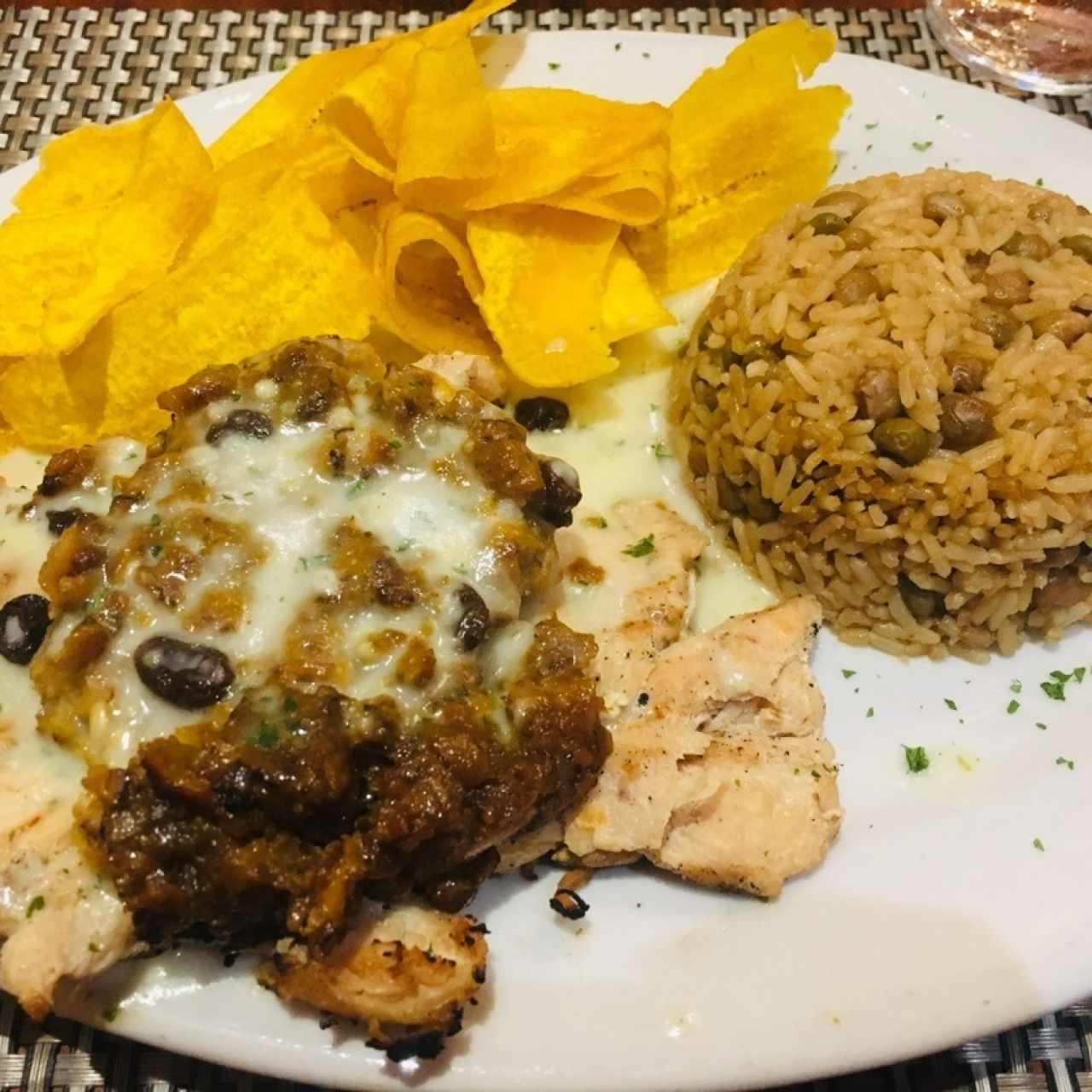 Los Típicos - ARROZ CON POLLO