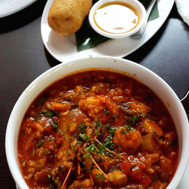 Guacho de Mariscos - Carimañolas de Chicharon